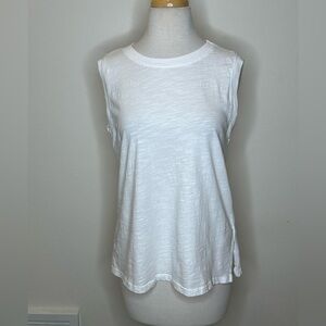 Velvet by Graham & Spencer White Tank Top Size M
